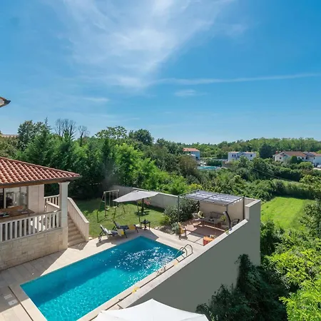 Private Mit Panoramablick By Interhome *