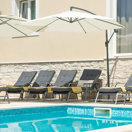 Private Mit Panoramablick By Interhome * Tinjan
