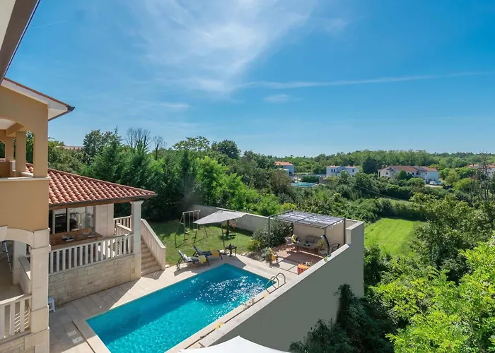 Private Mit Panoramablick By Interhome *