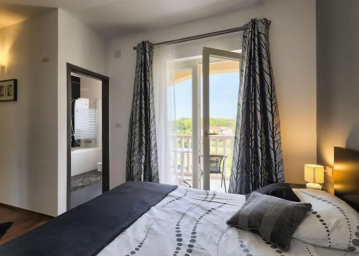 Private Mit Panoramablick By Interhome *