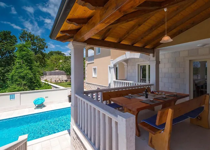 Tatil Evi Private Mit Panoramablick By Interhome