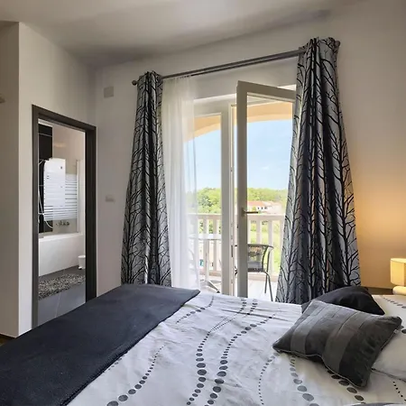 Private Mit Panoramablick By Interhome *