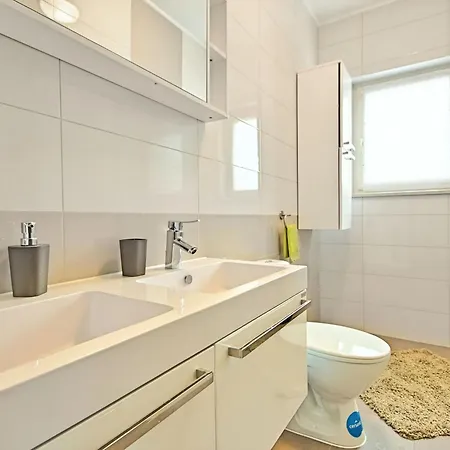 Private Mit Panoramablick By Interhome Feriehus