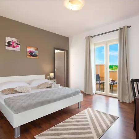 Private Mit Panoramablick By Interhome Tatil Evi Tinjan