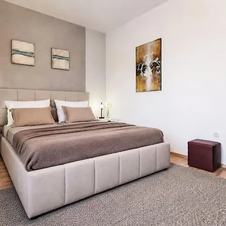 Private Mit Panoramablick By Interhome Tinjan