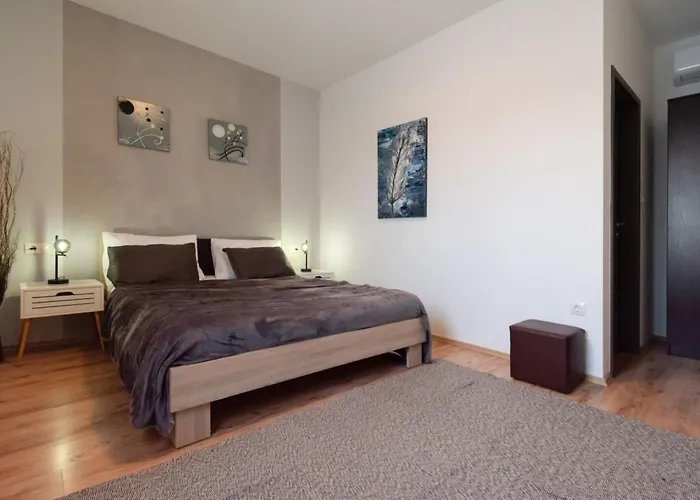 Private Mit Panoramablick By Interhome